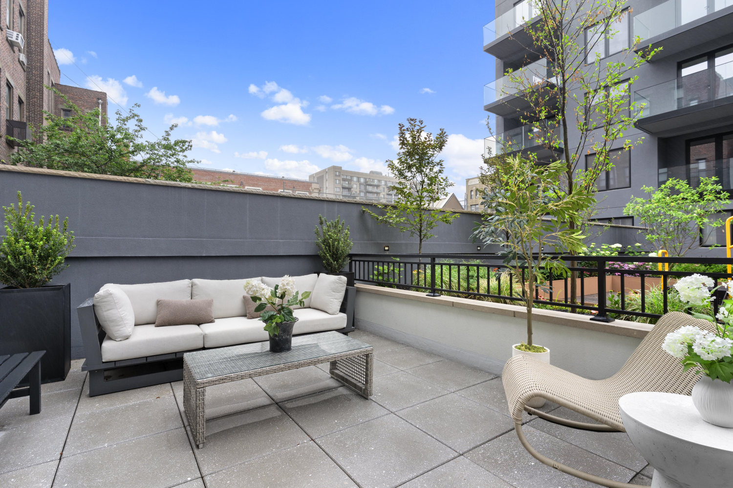 205 14TH Street TH