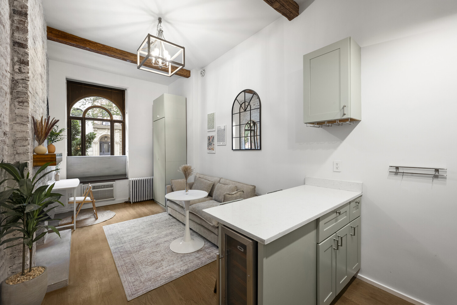 221 W 21ST Street 1A