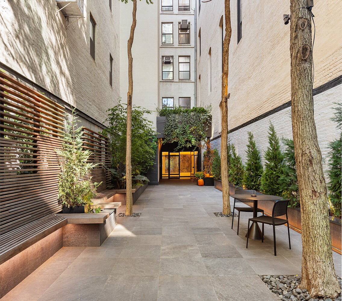 200 MERCER Street PH4C