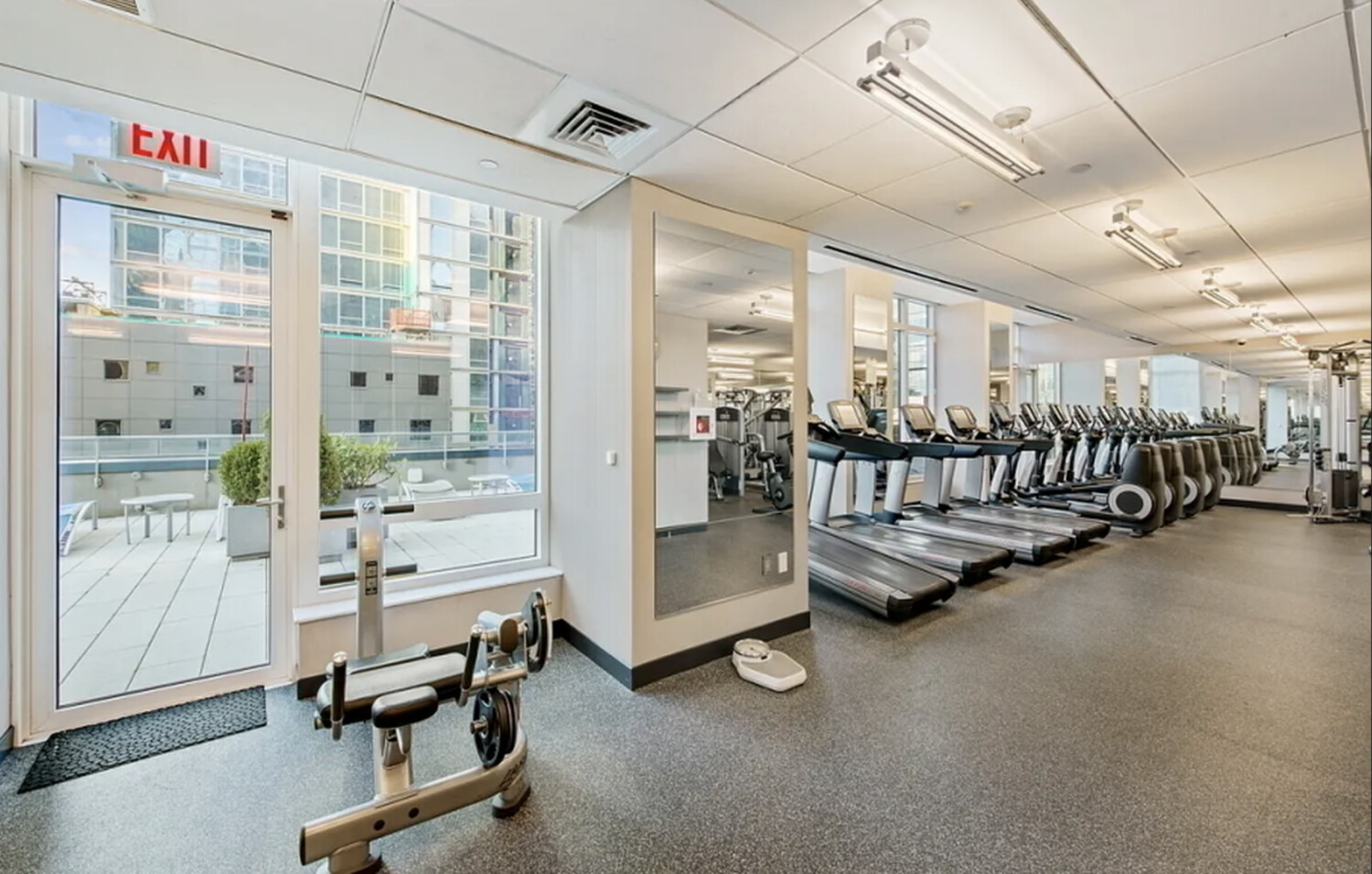 247 W 46TH Street 905