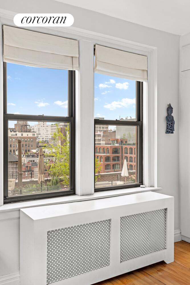 45 5TH Avenue 16C