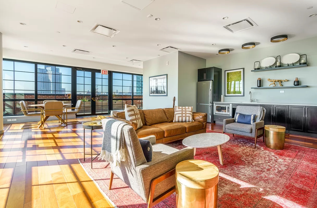 27-21 44TH Drive 1601