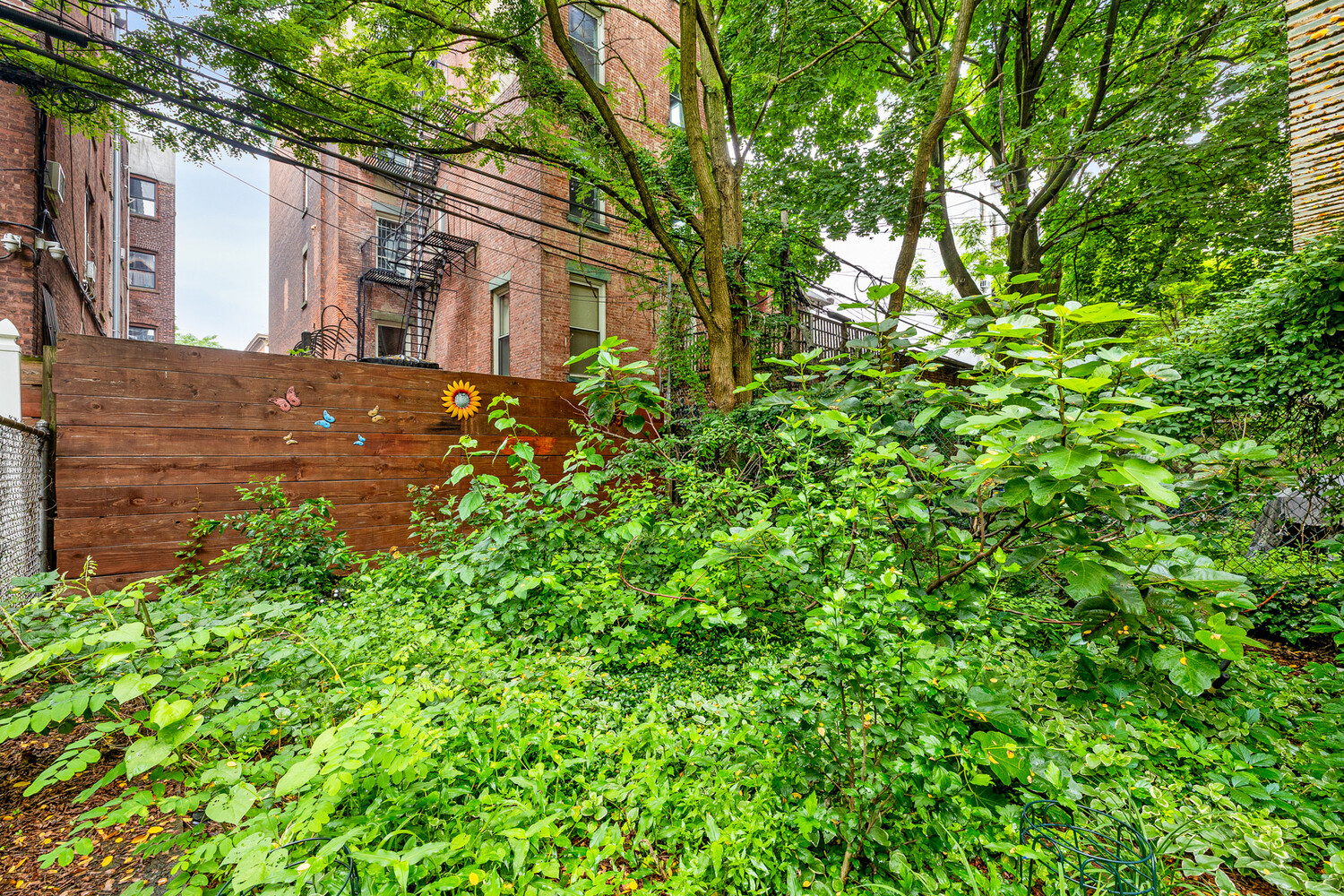 1227 DEAN Street