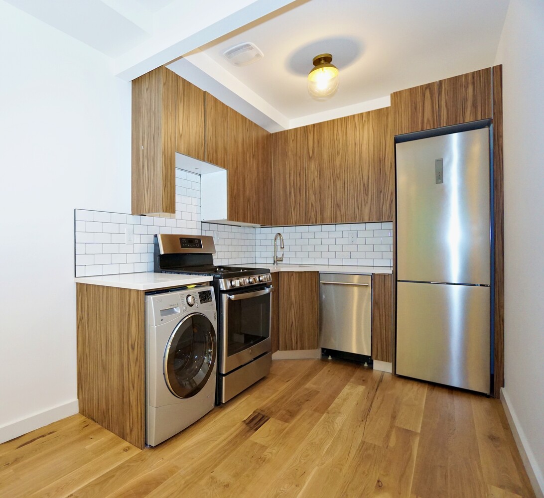 111 S 4TH Street 3R