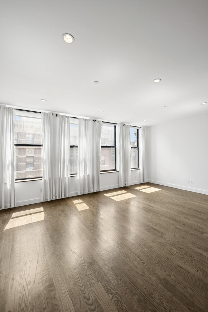 17 ORCHARD Street 5