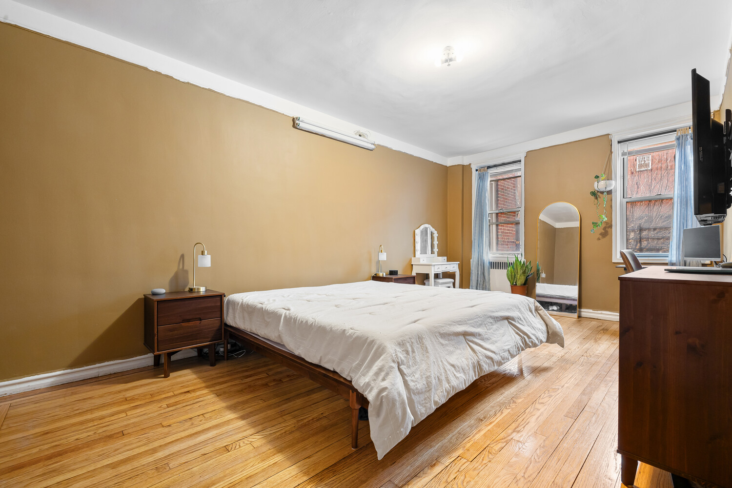 63-109 SAUNDERS Street 3A