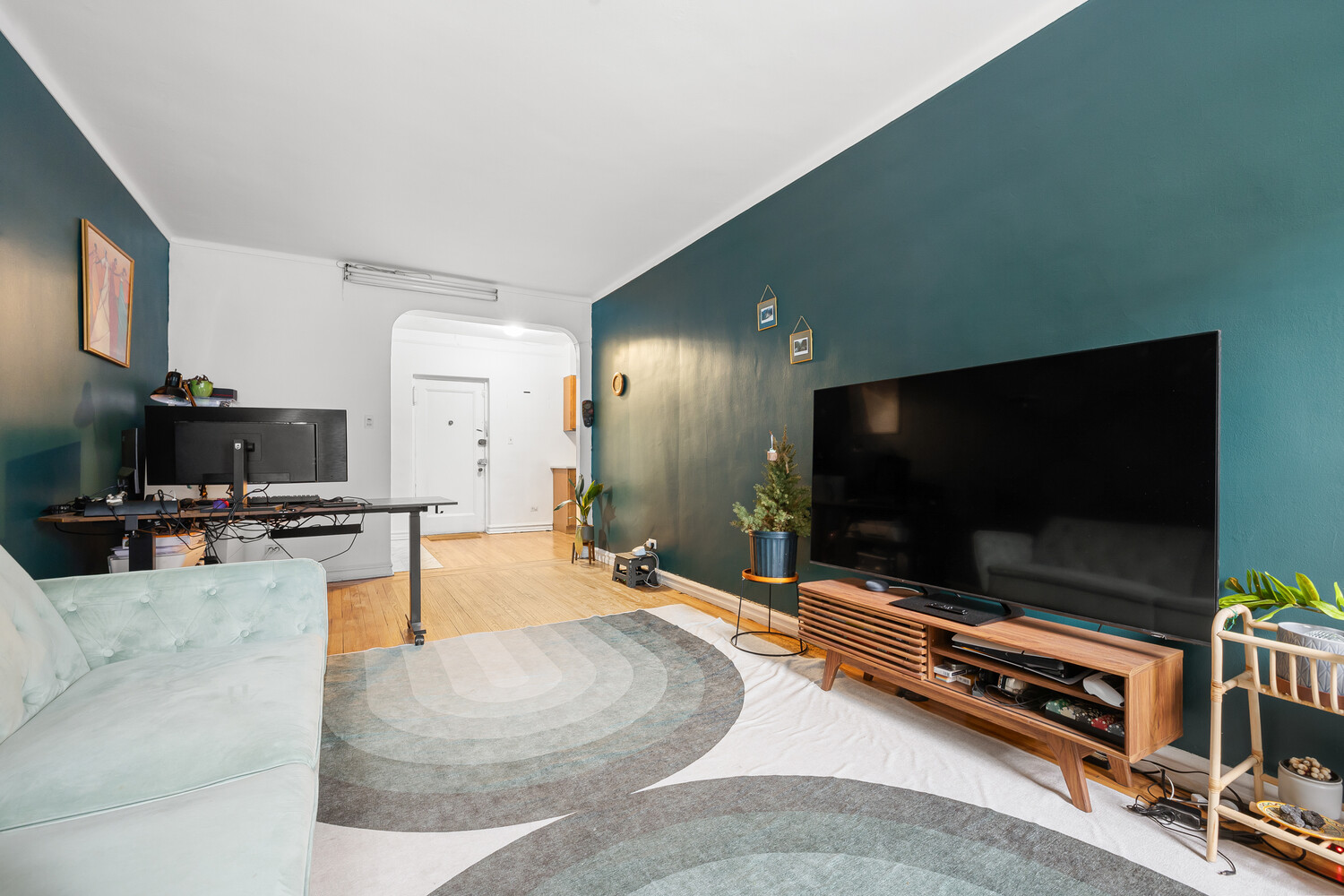 63-109 SAUNDERS Street 3A