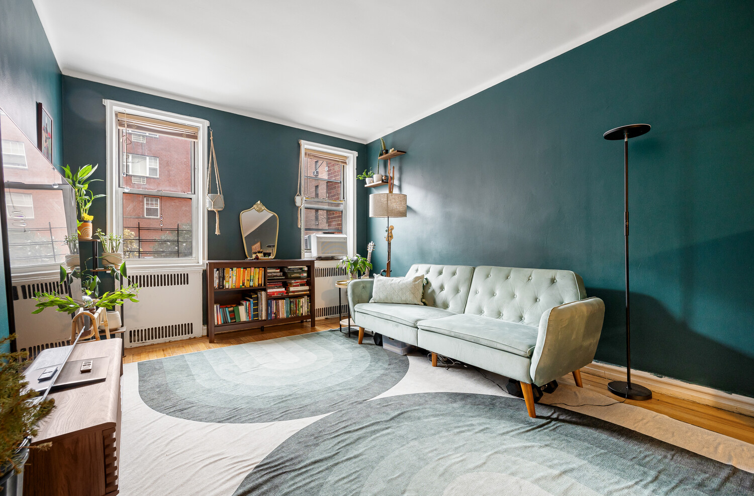 63-109 SAUNDERS Street 3A