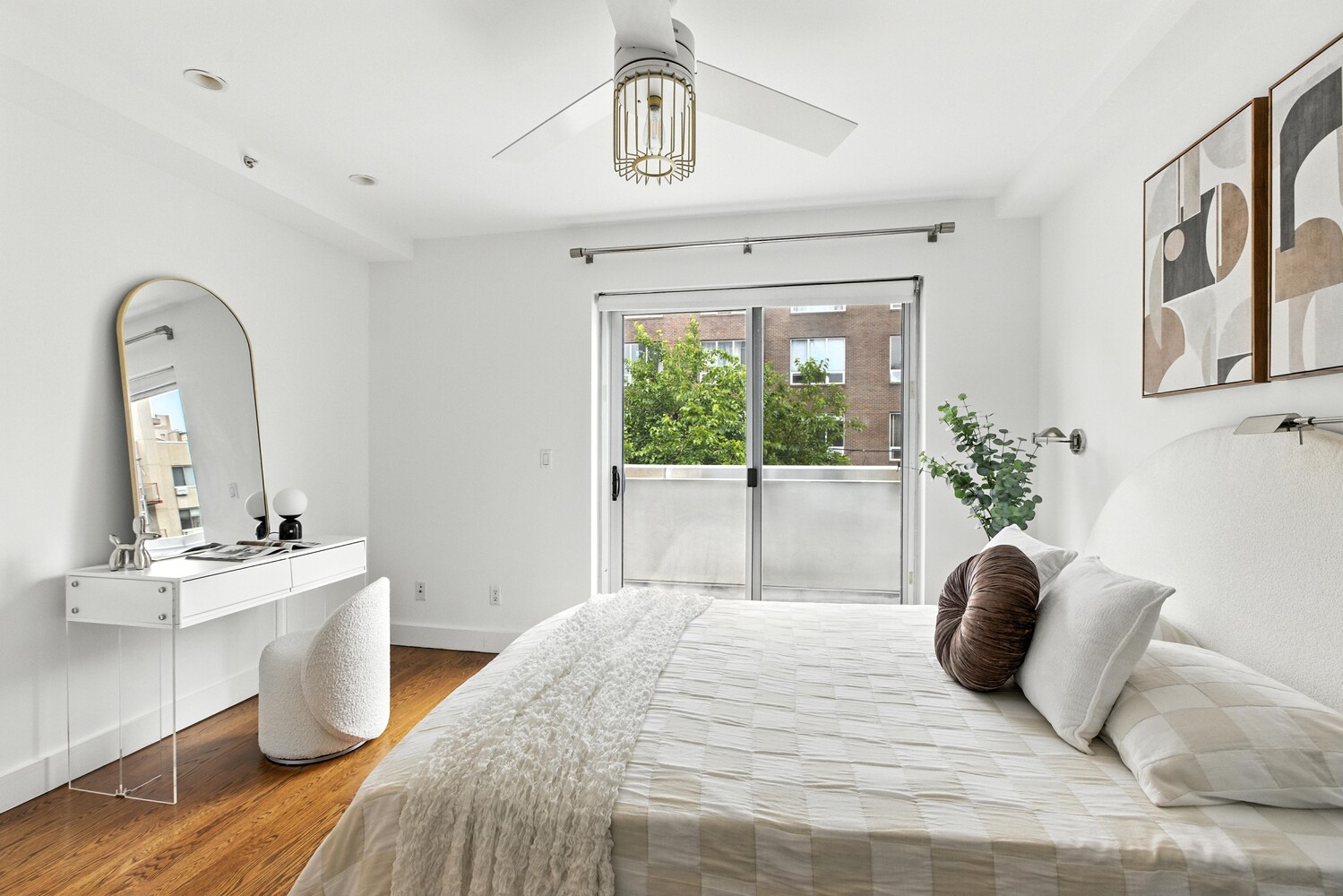 152 WITHERS Street 2B