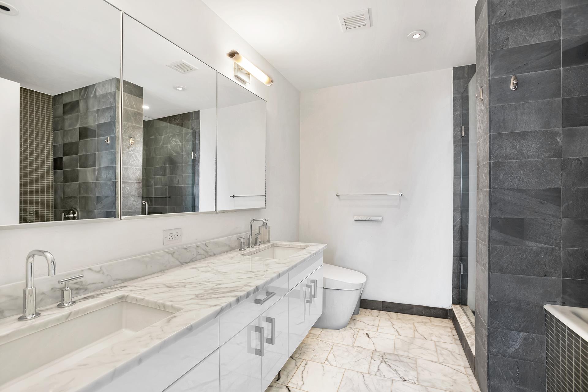 300 E 79TH Street 11B