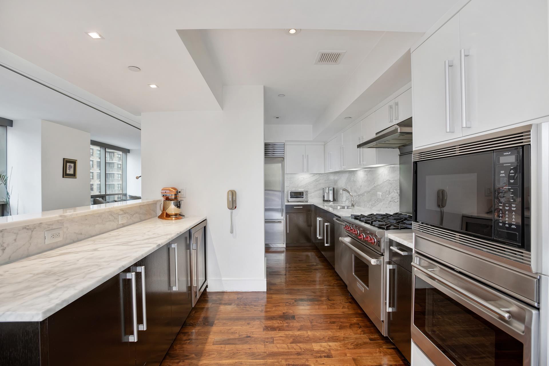 300 E 79TH Street 11B