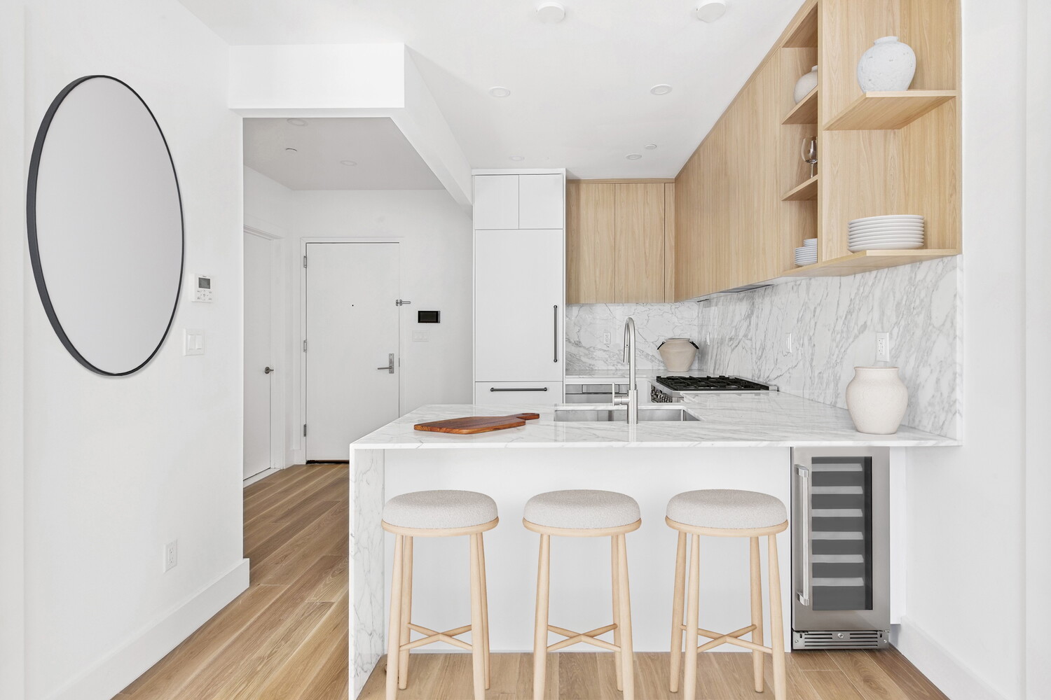 1019 HANCOCK Street 2A