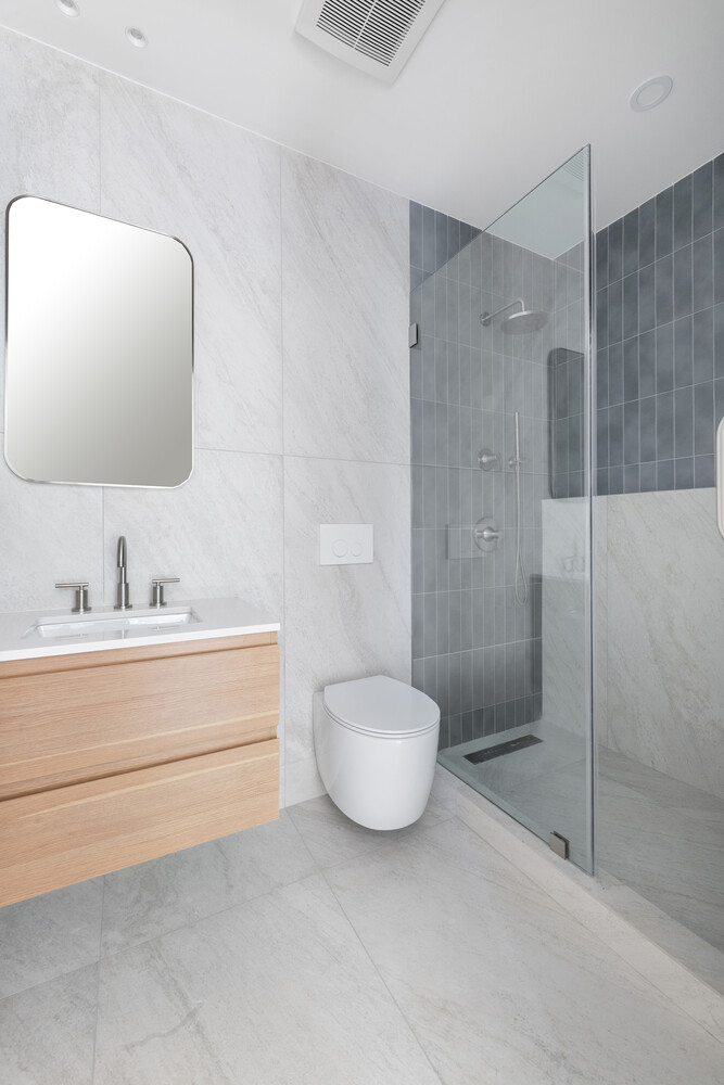 1019 HANCOCK Street 4B