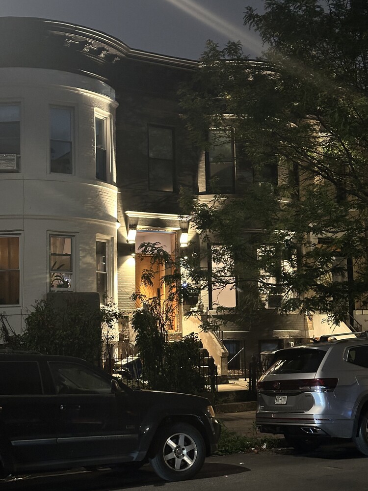 1423 PARK Place