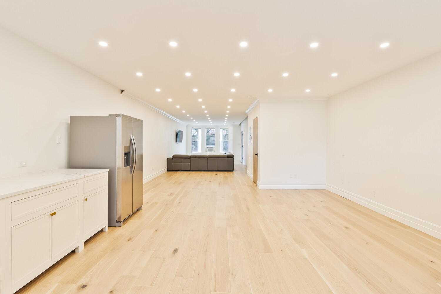 1423 PARK Place