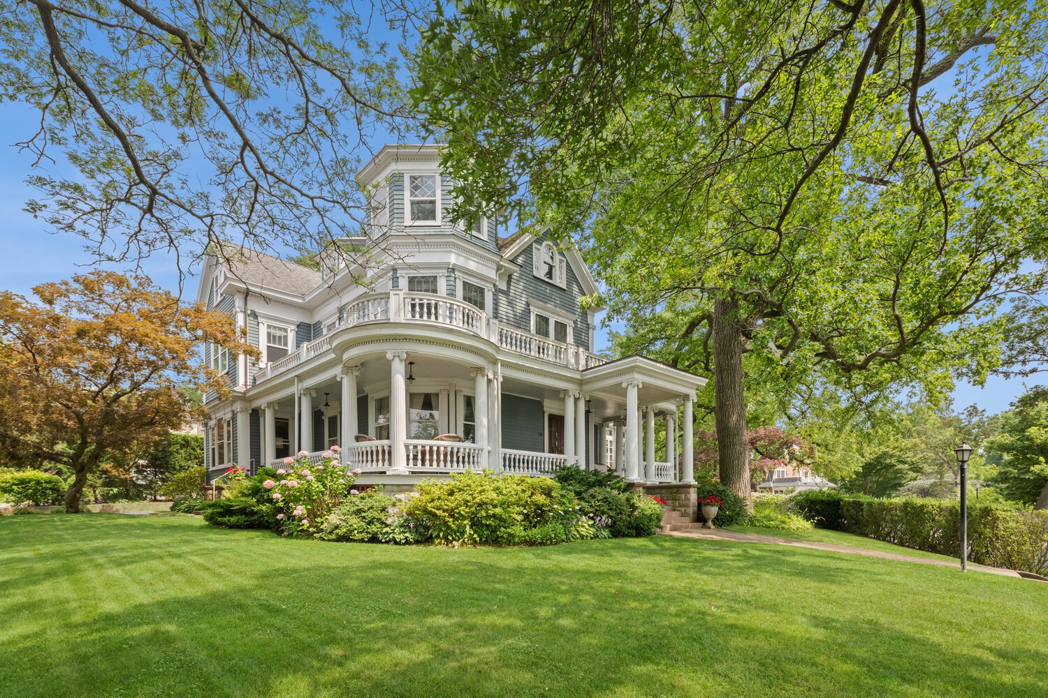 28 SHORE Road