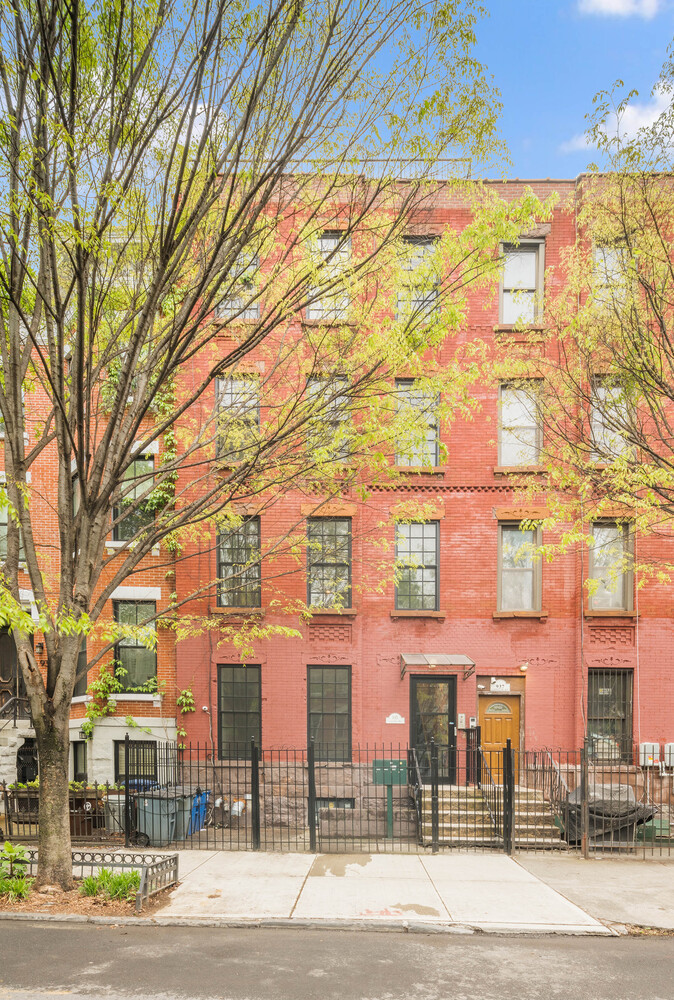 935 LAFAYETTE Avenue 2