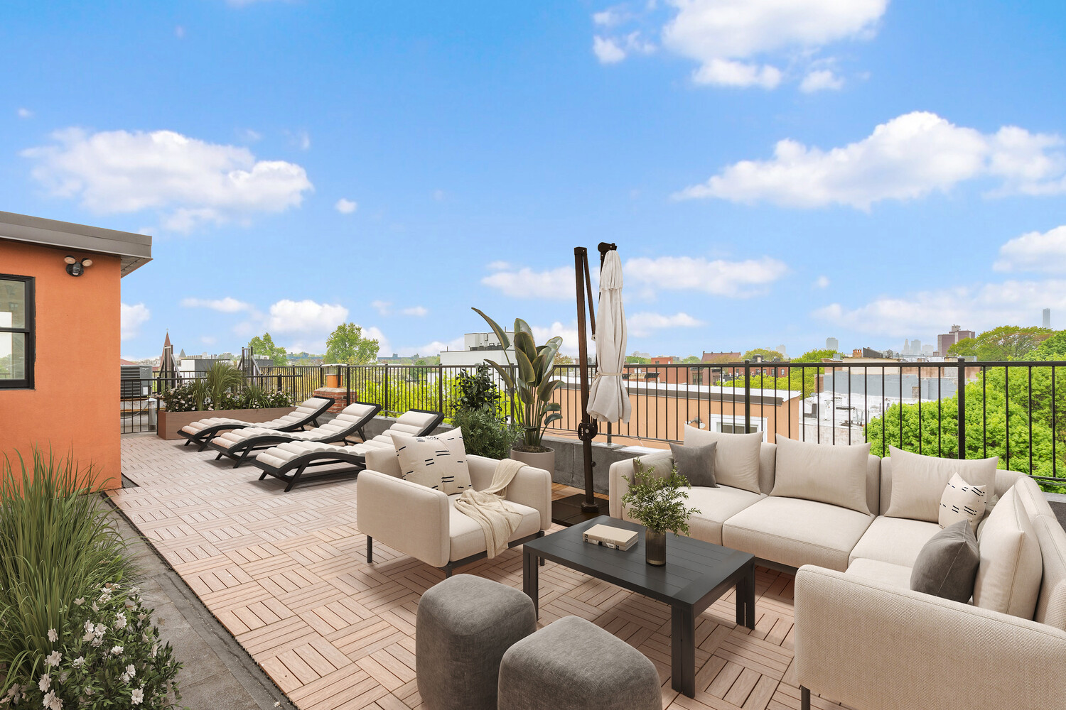 935 LAFAYETTE Avenue 2