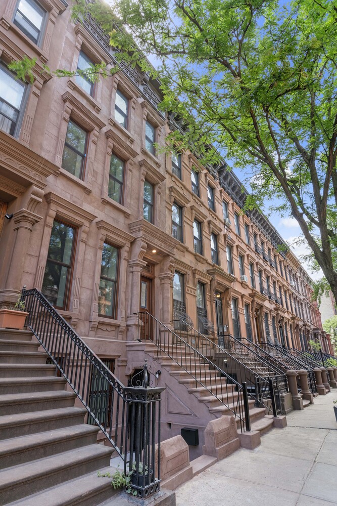 124 W 131ST Street