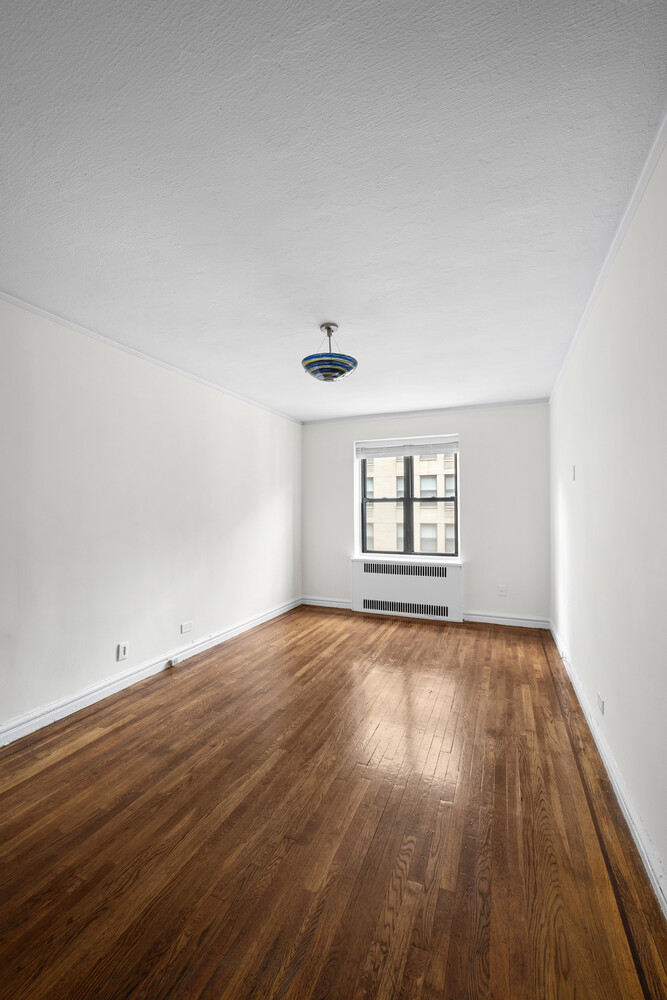 210 W 103RD Street 4C