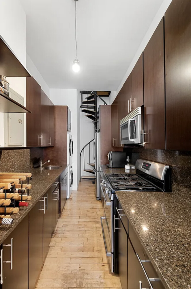 422 W BROADWAY 3F