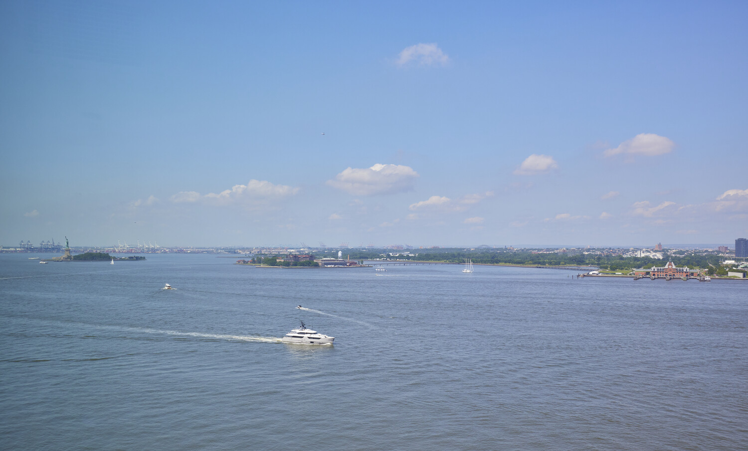 10 LITTLE WEST Street 18A