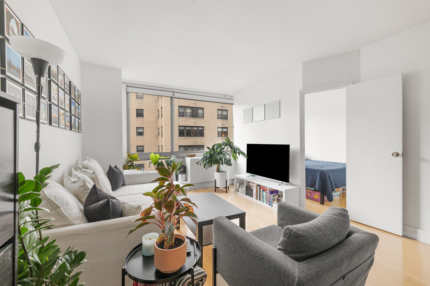 242 E 25TH Street 7C