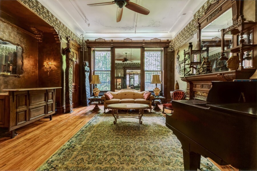 11 W 121ST Street