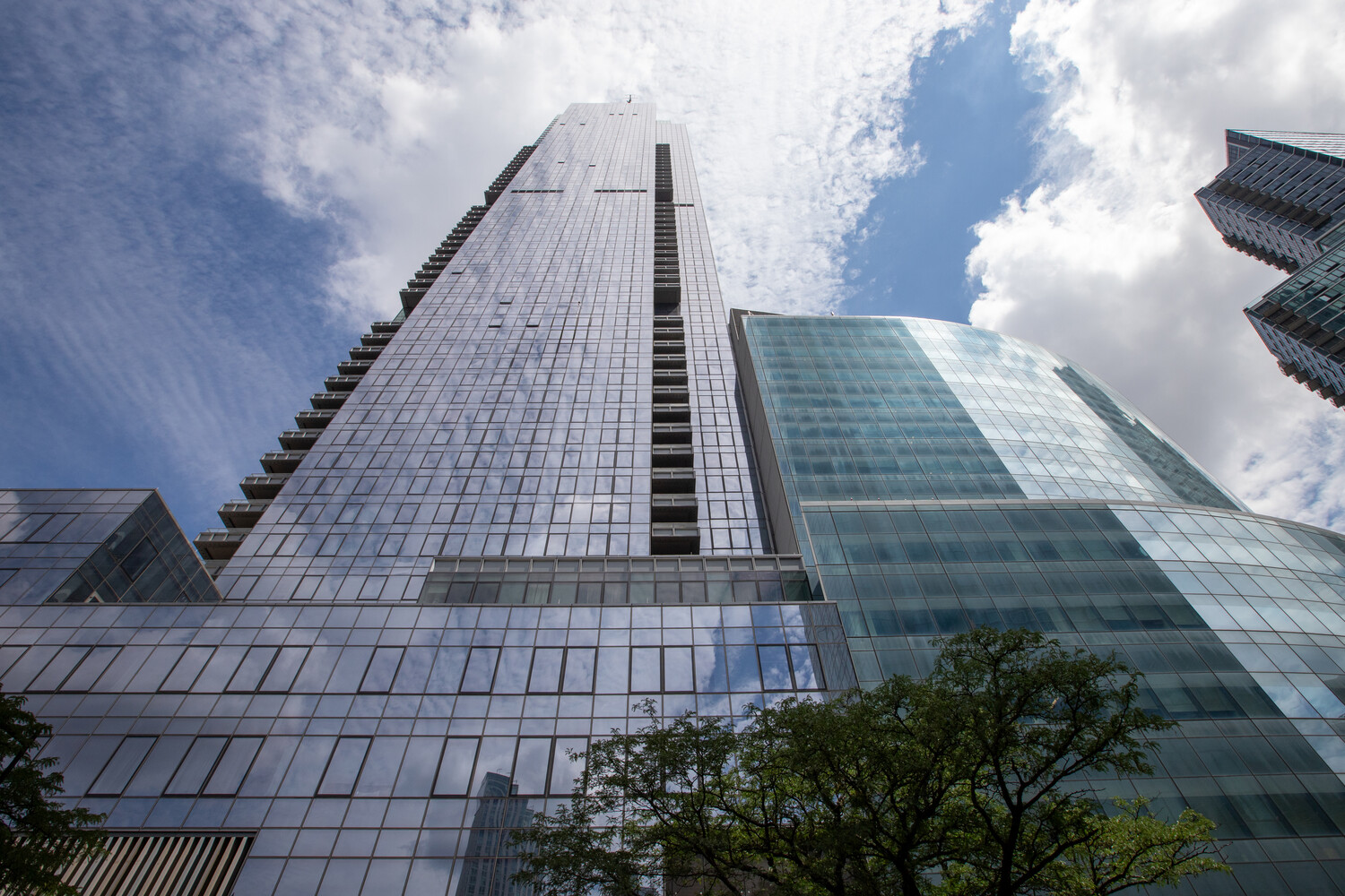 3 COURT Square 410