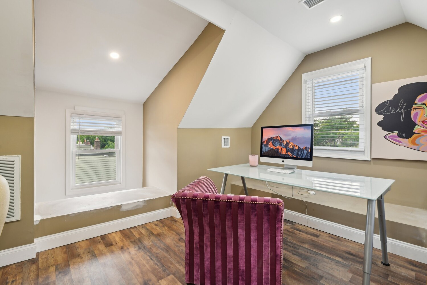 620 E 40TH Street