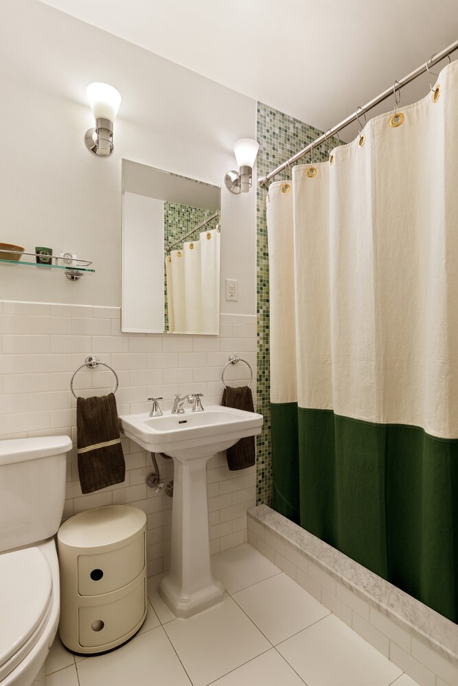 55 HUDSON Street 6A