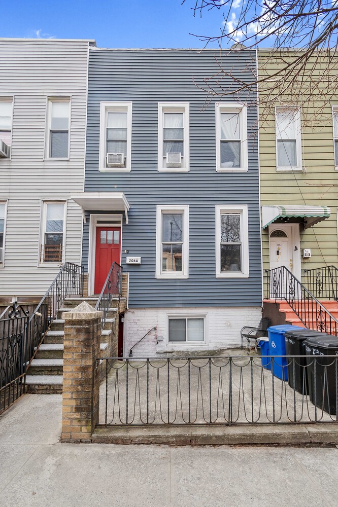 206A 29TH Street