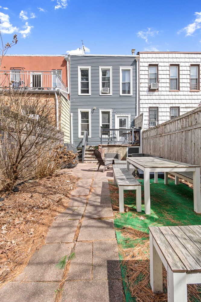 206A 29TH Street