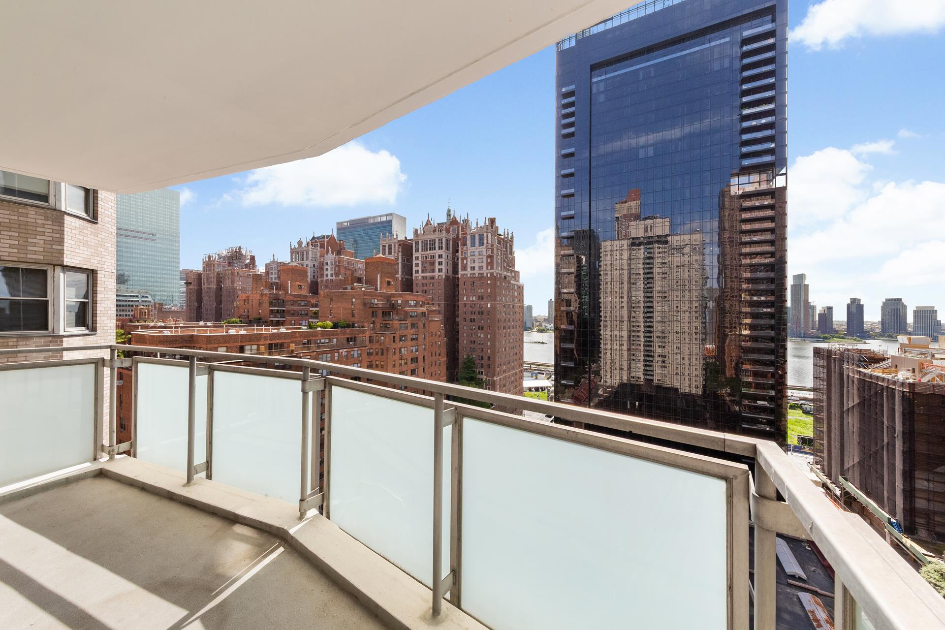 300 E 40TH Street 18F