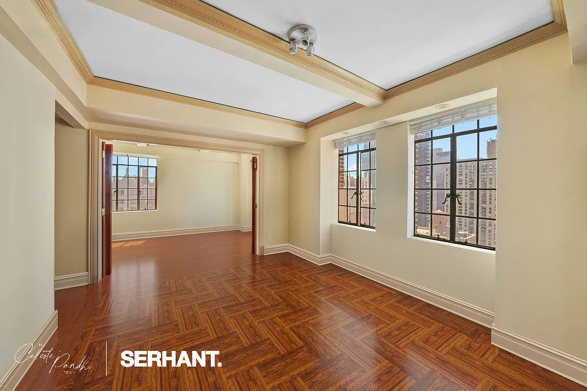 320 E 42ND Street 2318