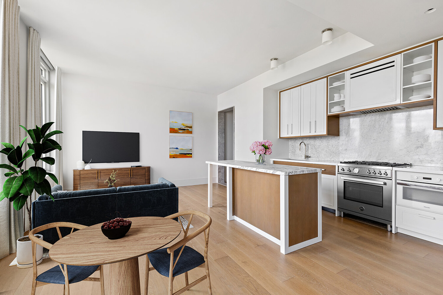 1 CLINTON Street 15B