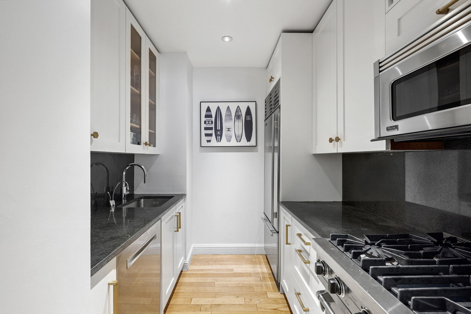 88 GREENWICH Street 604