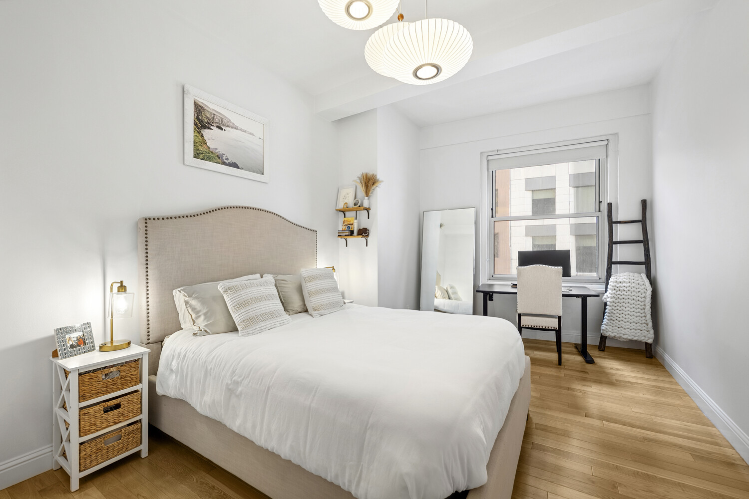 88 GREENWICH Street 604