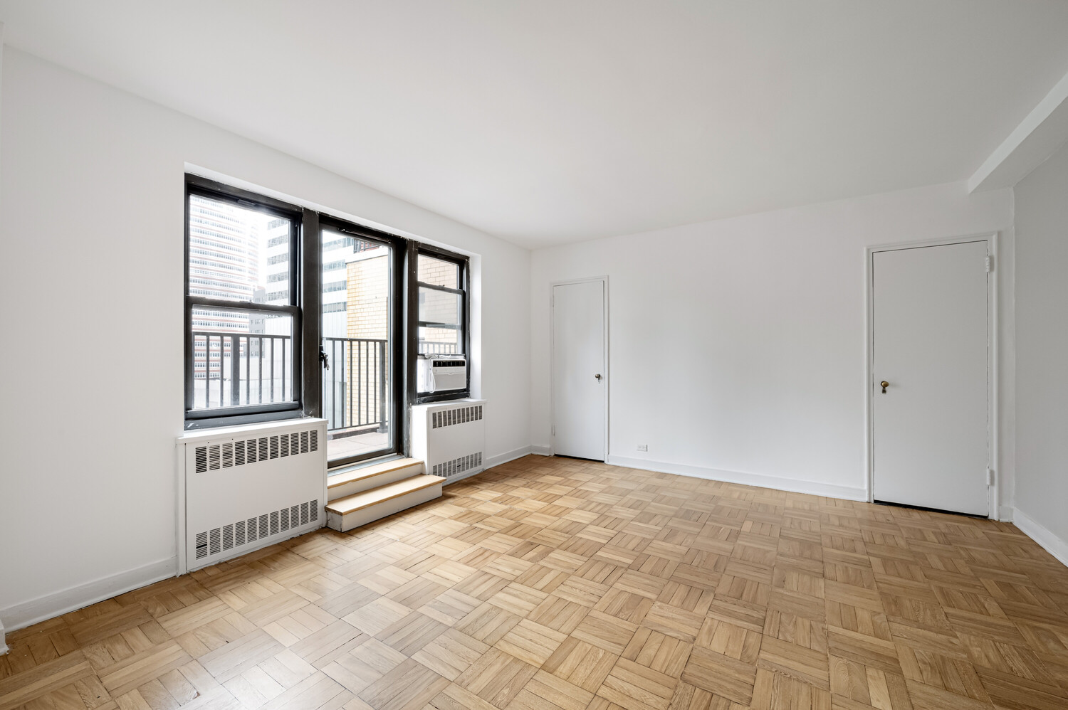 135 E 54TH Street 16E