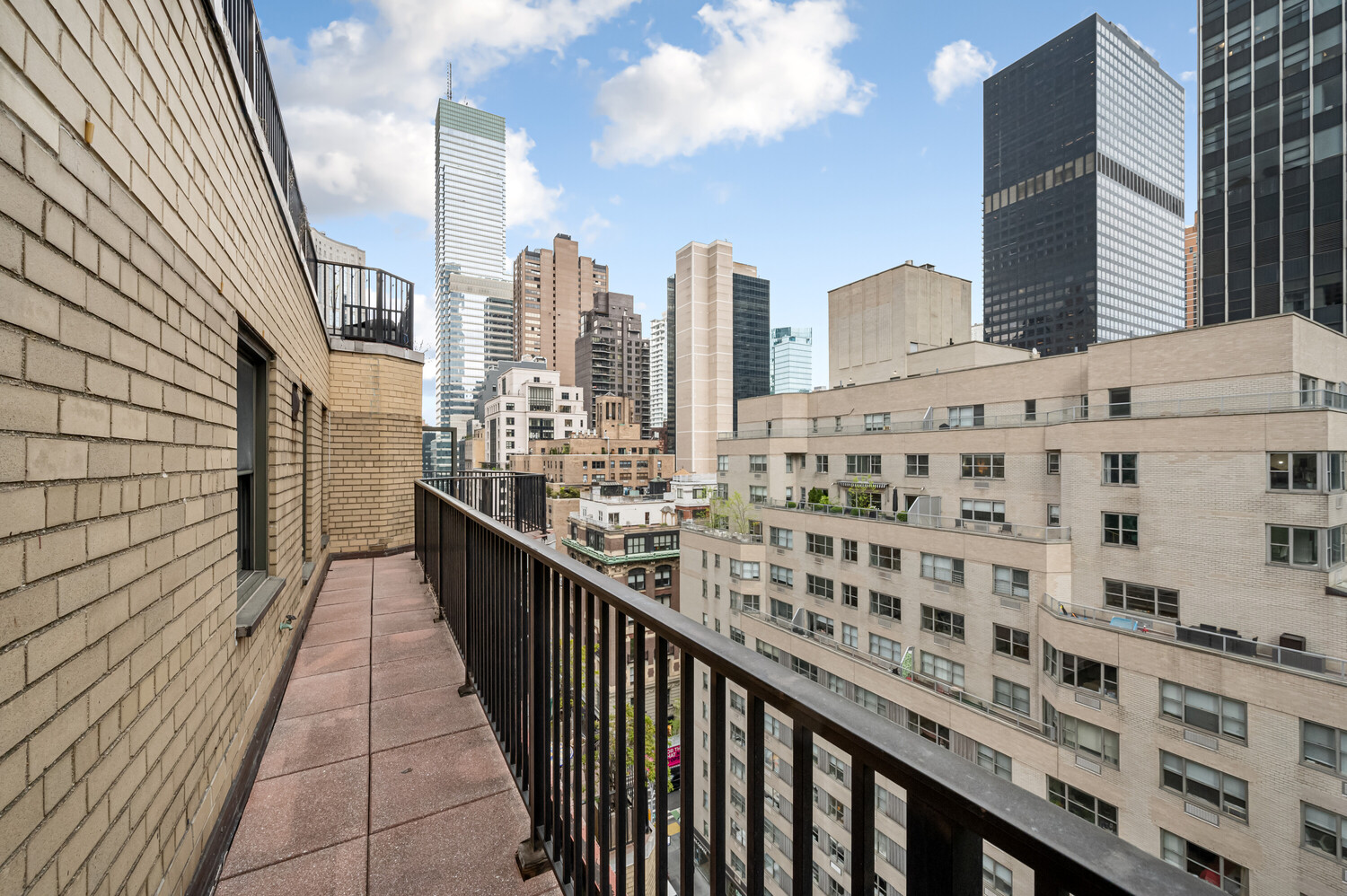 135 E 54TH Street 16E