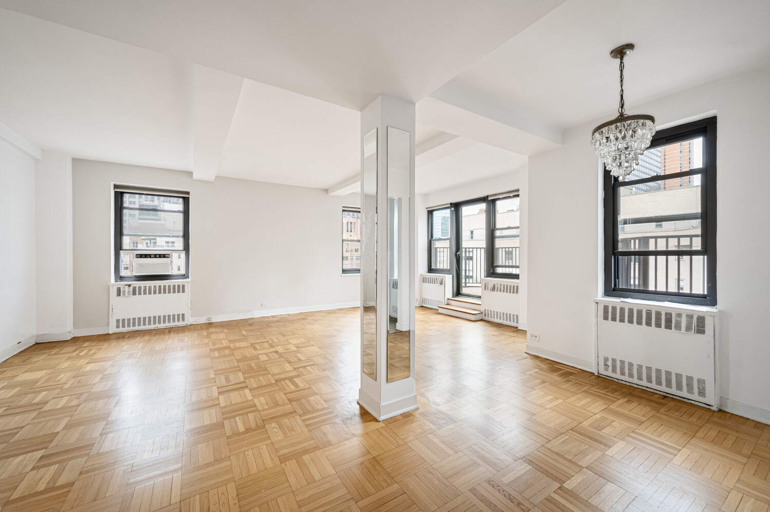 135 E 54TH Street 16E