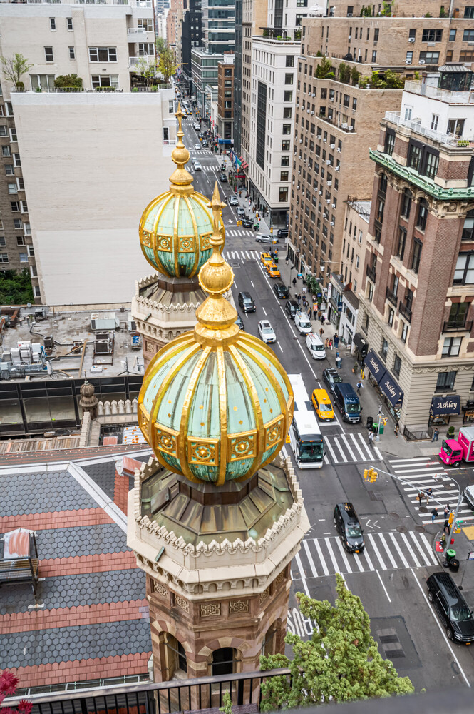 135 E 54TH Street 16E