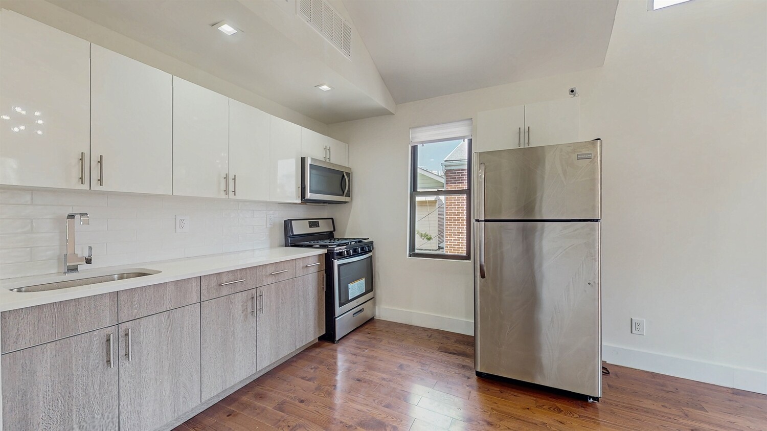 3014 BRIGHTON 1ST Street