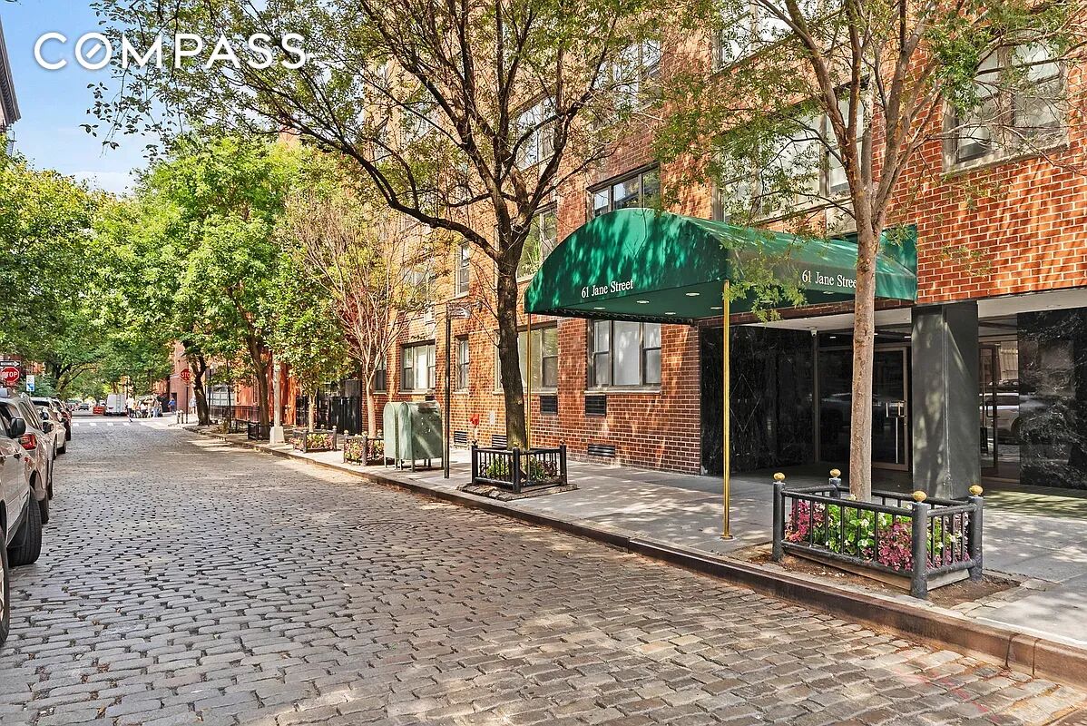 61 Jane Street 19E