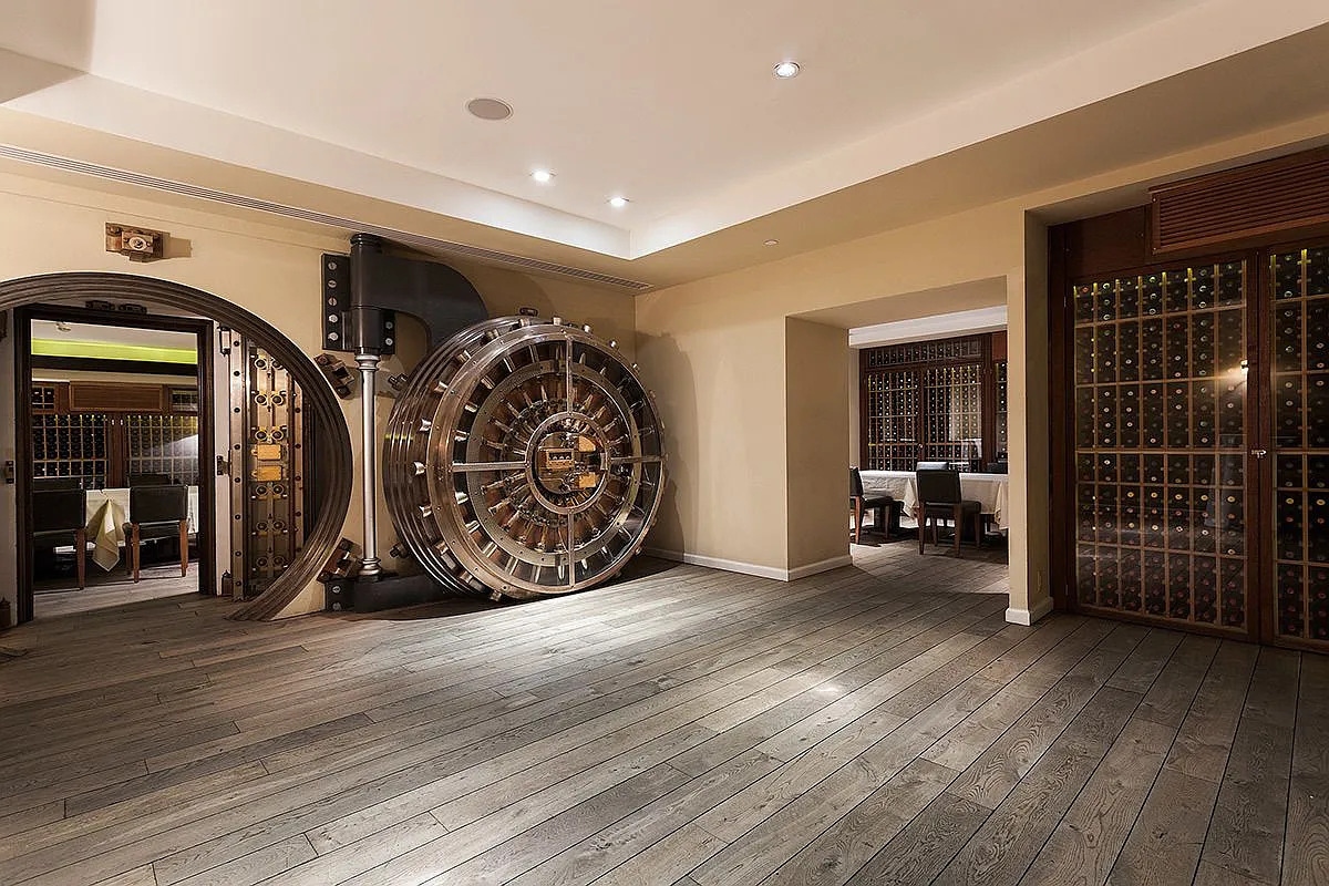 55 WALL Street 542