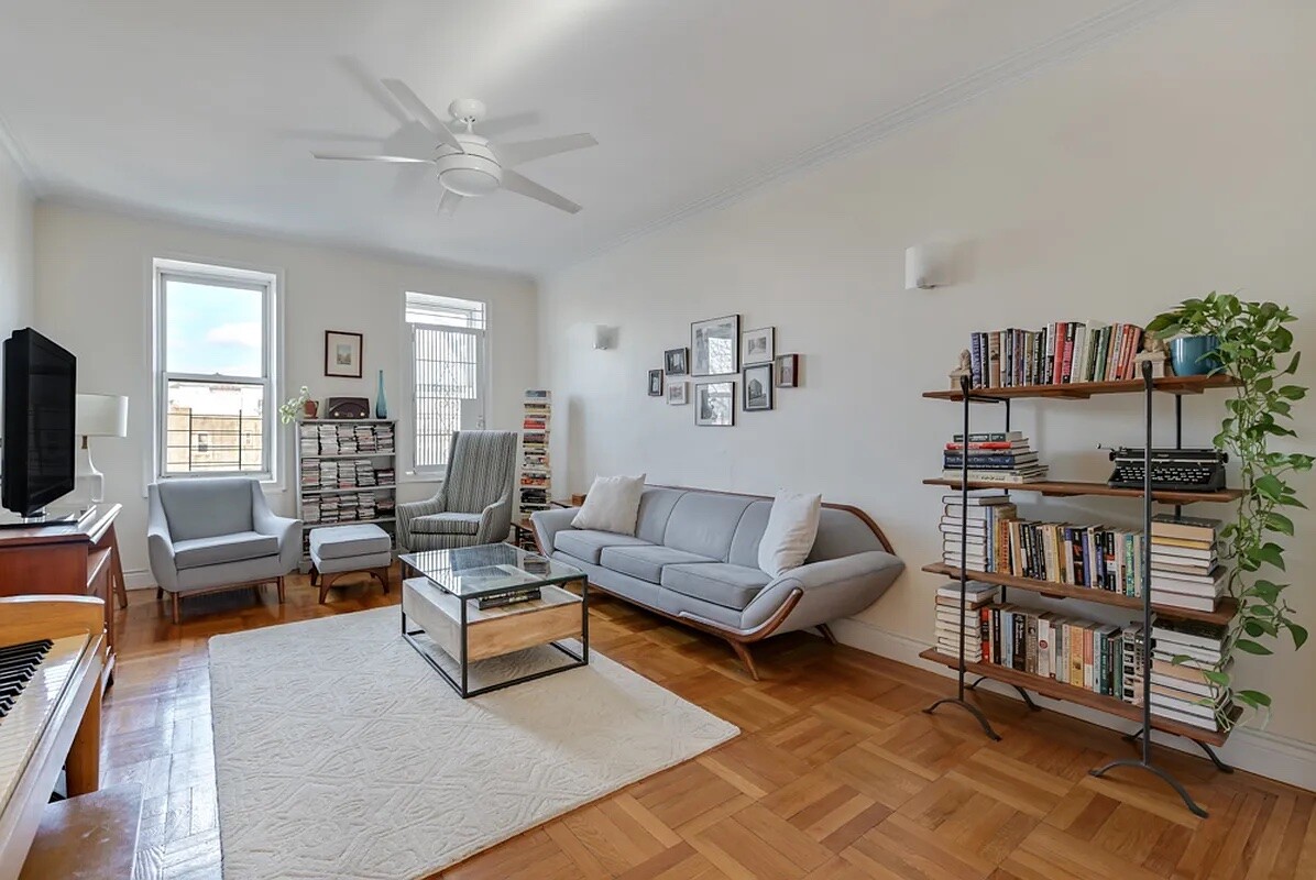 176 SEELEY Street 1D