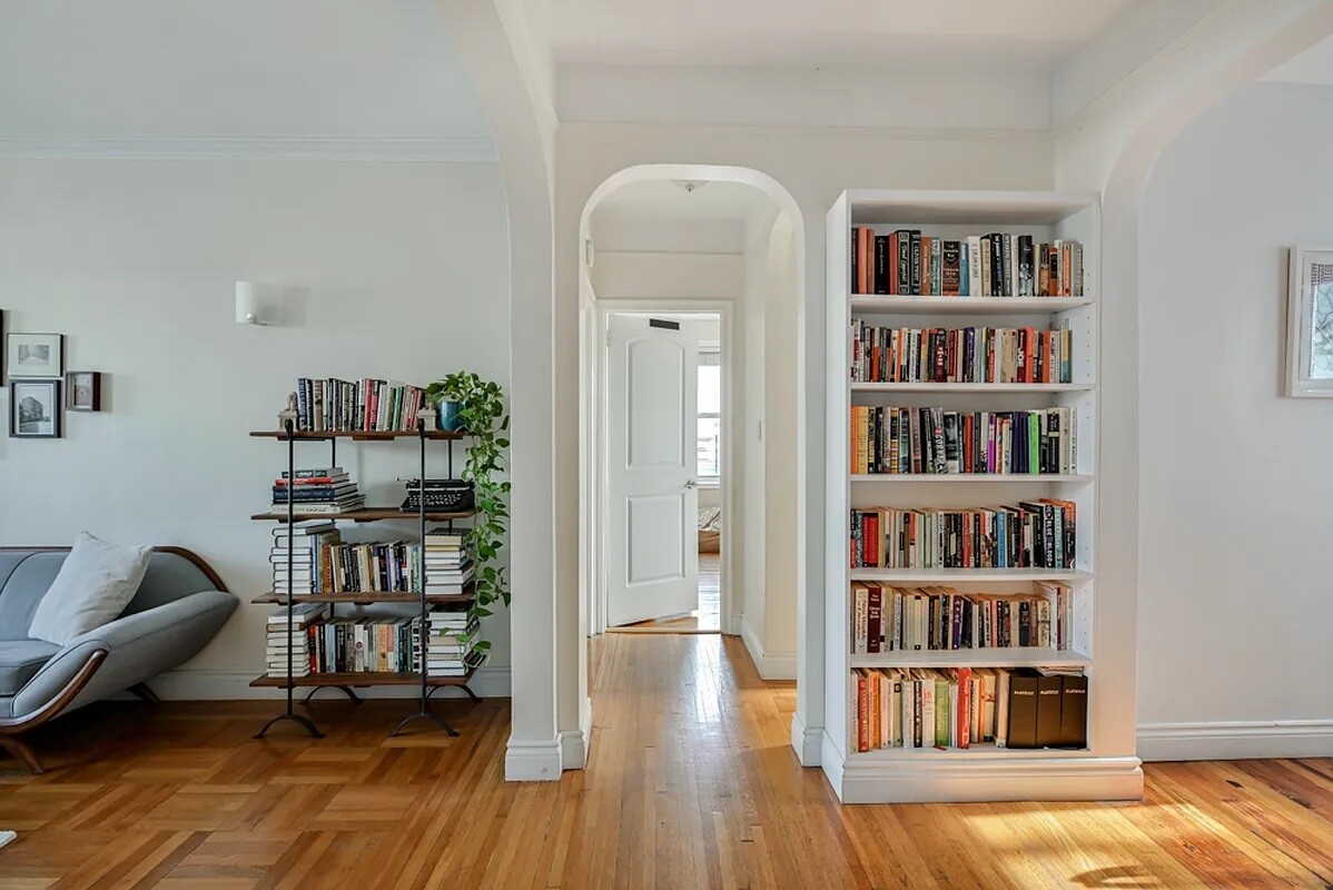 176 SEELEY Street 1D