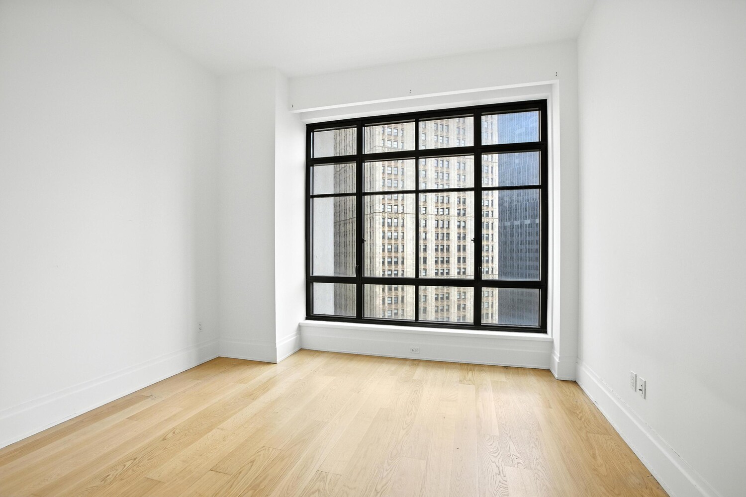 25 PARK Row 10B