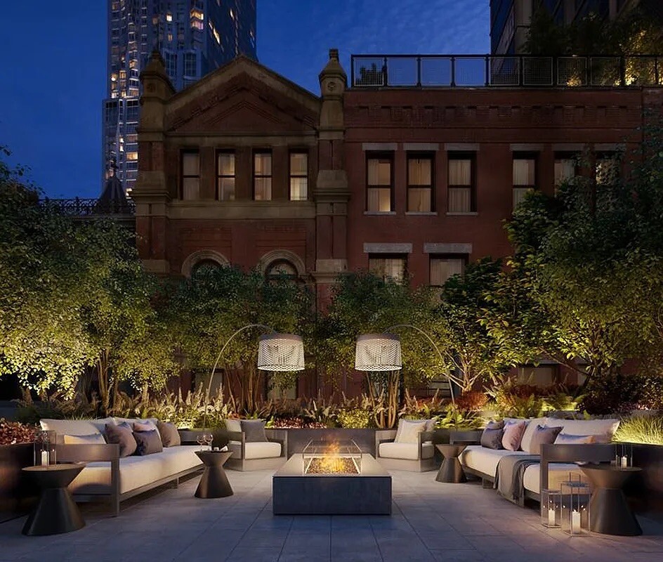 25 PARK Row 10B