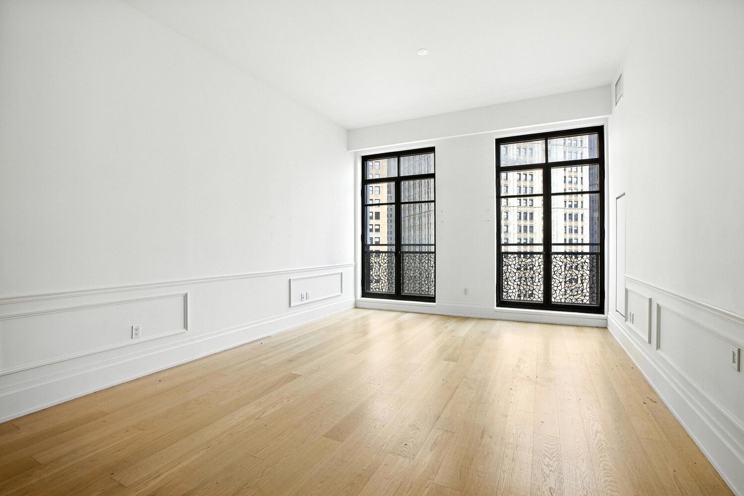 25 PARK Row 10B